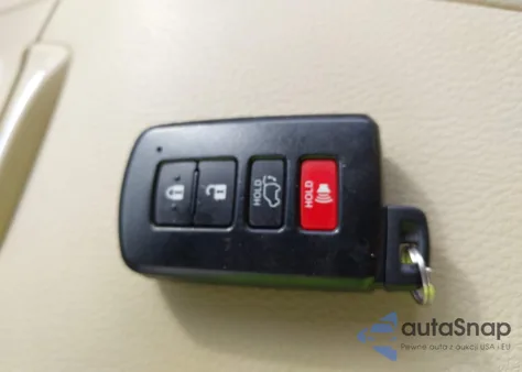 2019 Toyota Highlander Limited z USA, uszkodzony, nr VIN 5TDDZRFH8KS999900